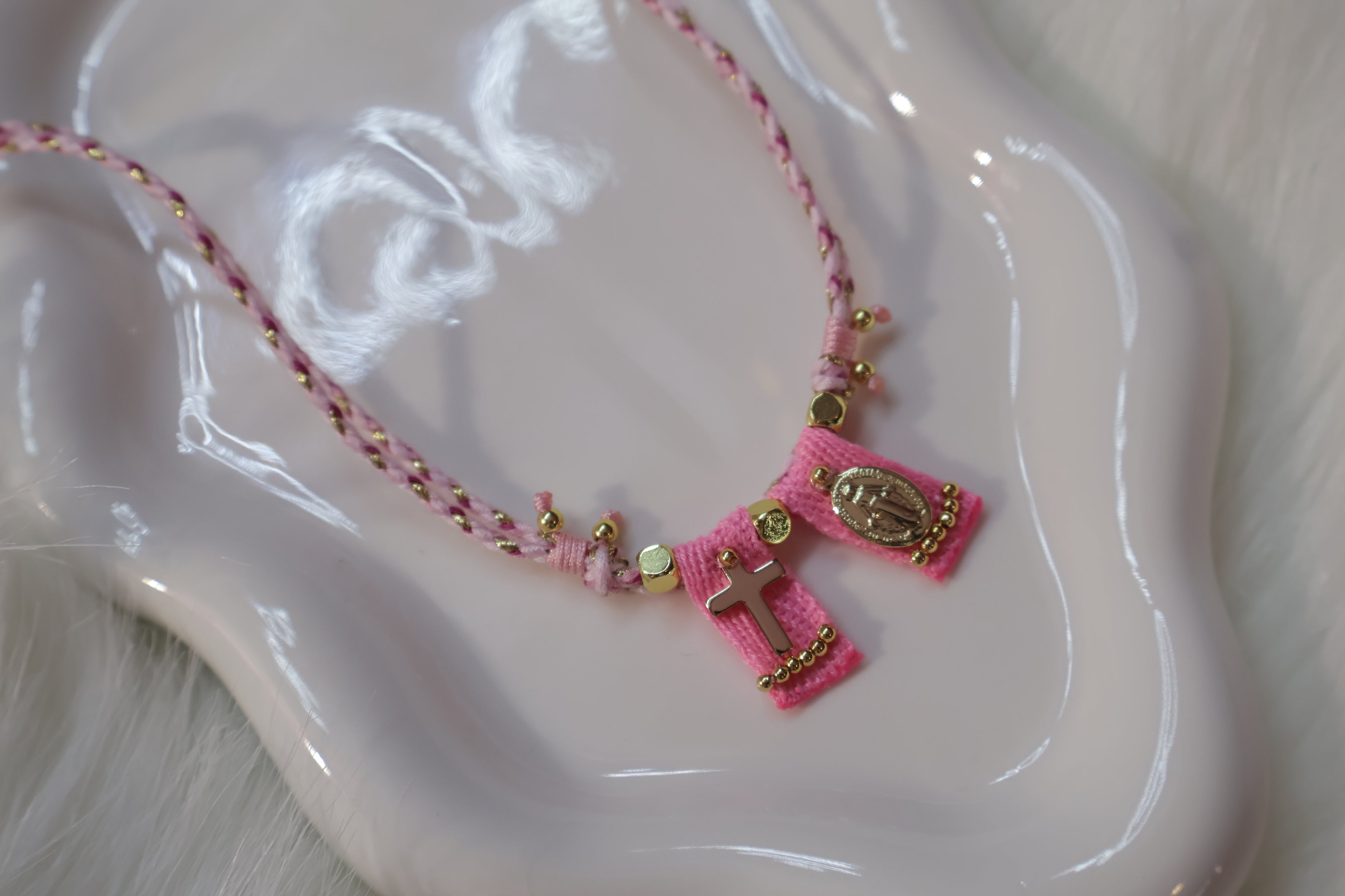 Fe Tejida Rosa Escapulario