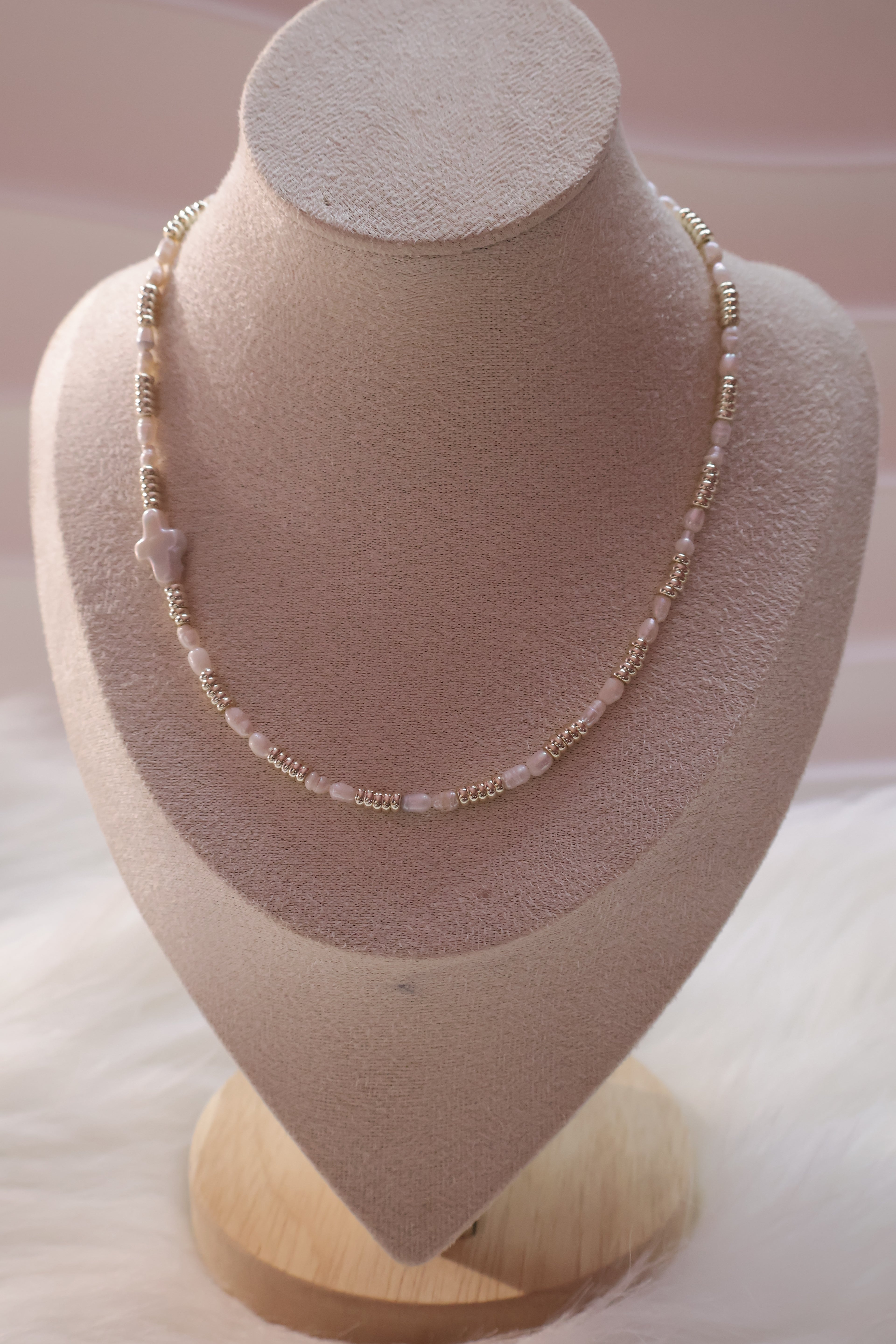 Perlas de Fe Necklace