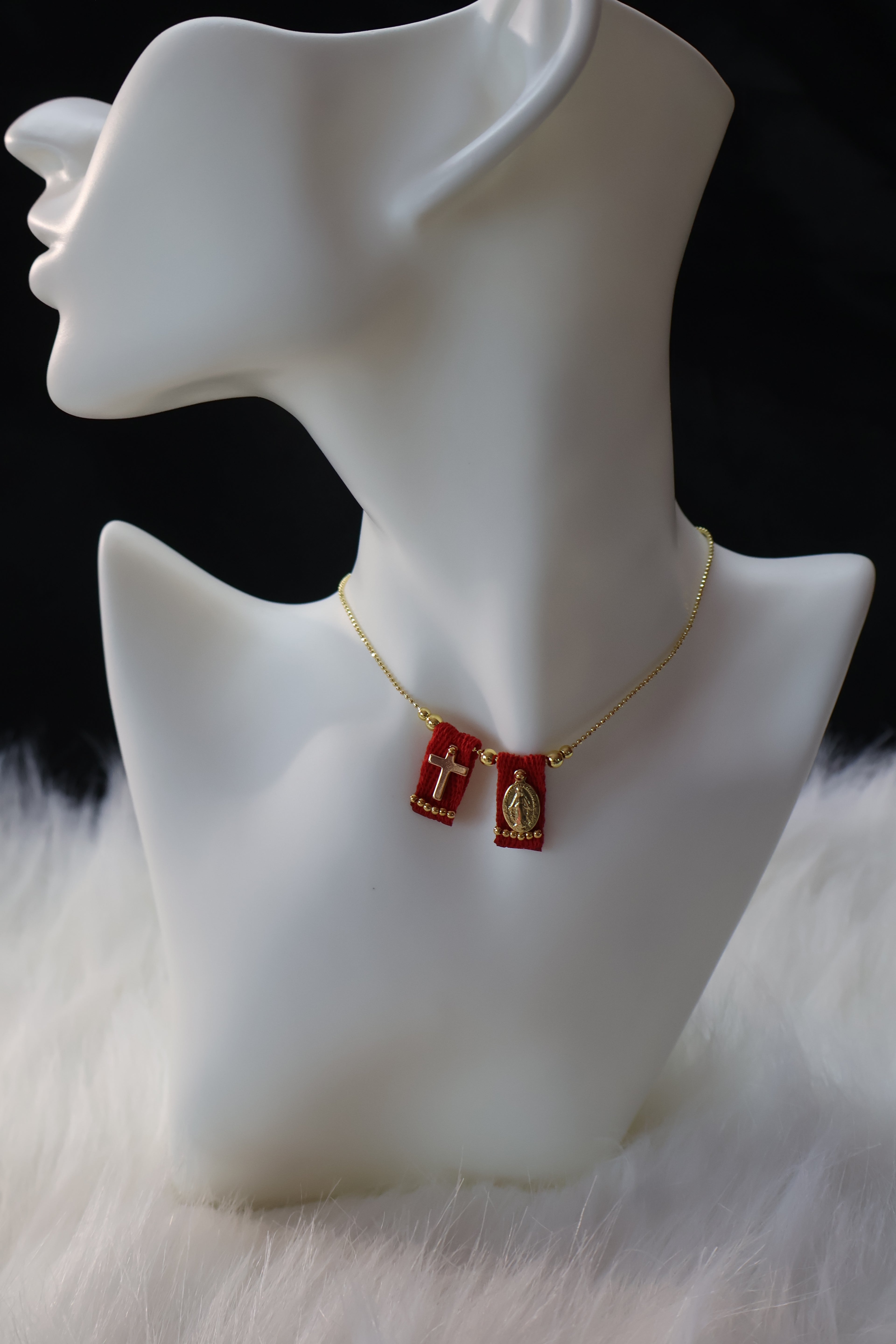 Fe Tejida Oro Escapulario