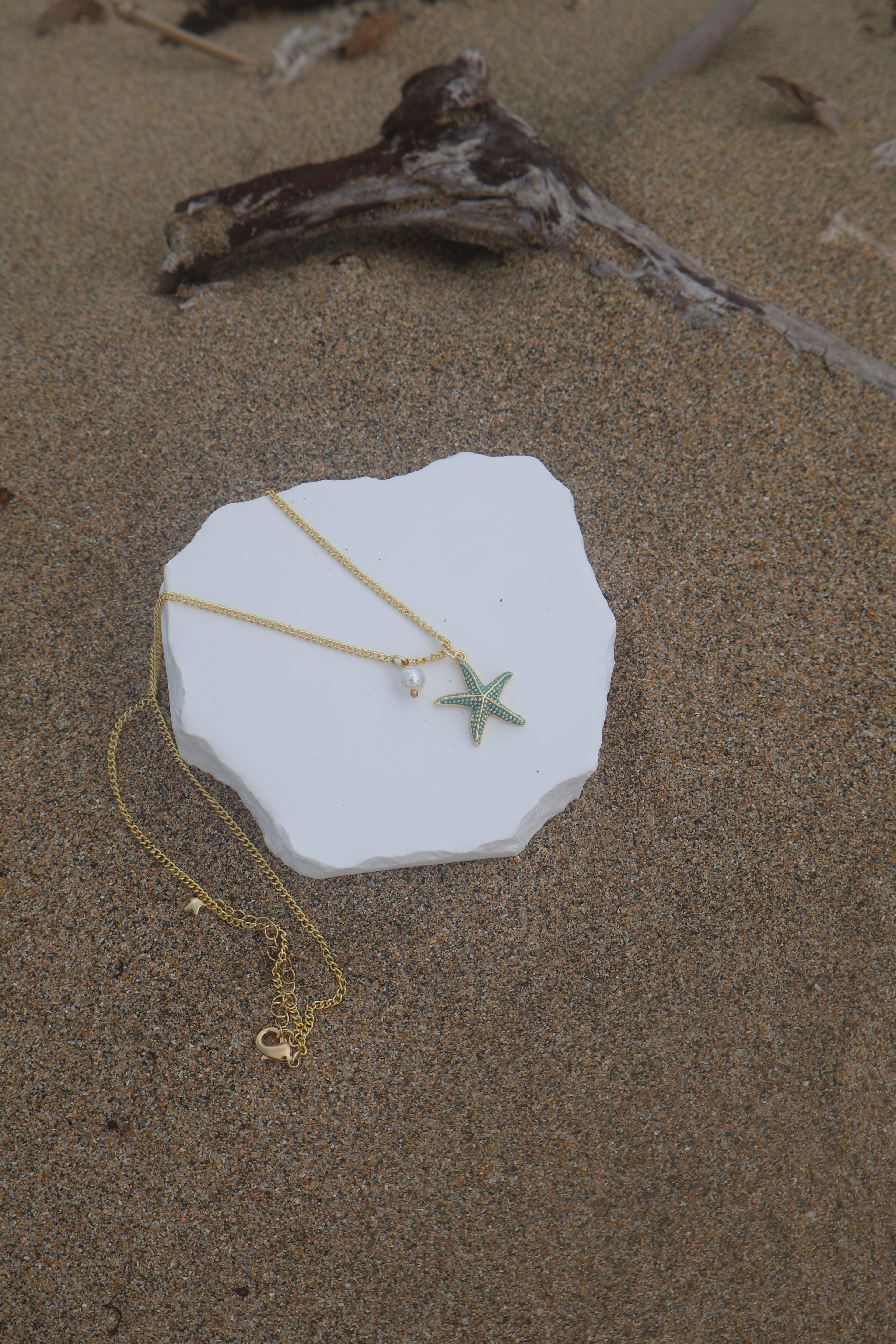 Ava Necklace