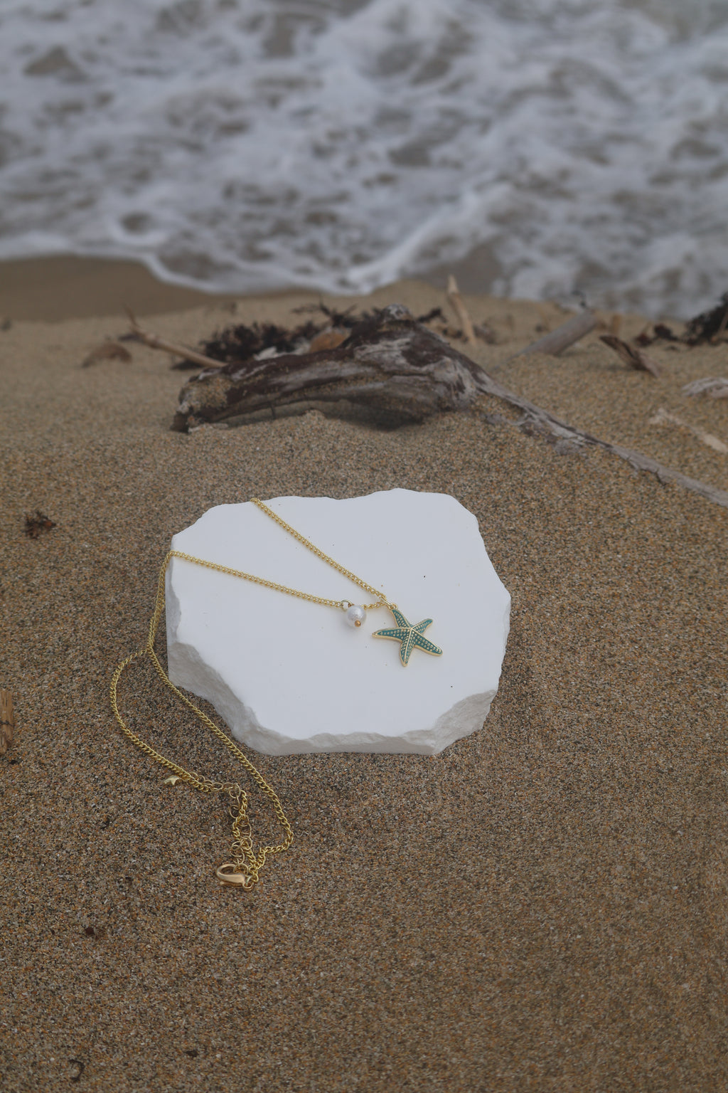 Ava Necklace
