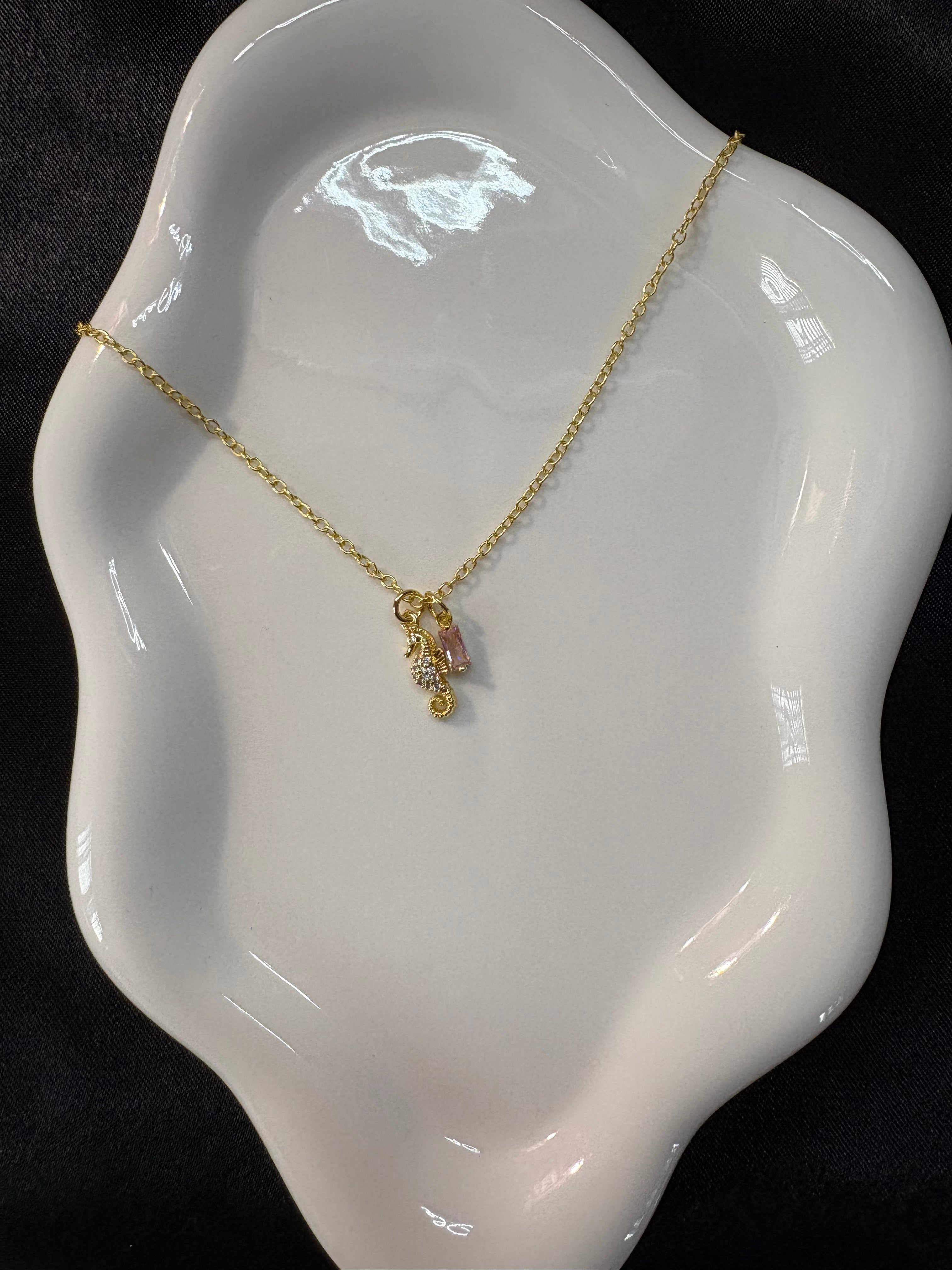 Seahorse Tide Necklace